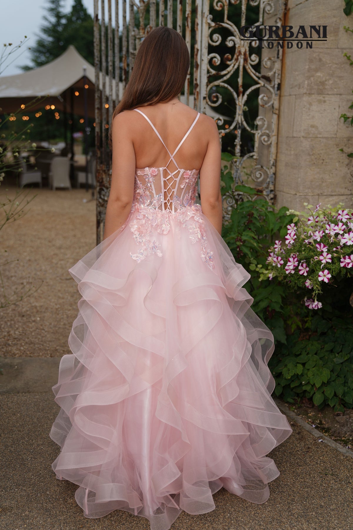 Pink | Detail