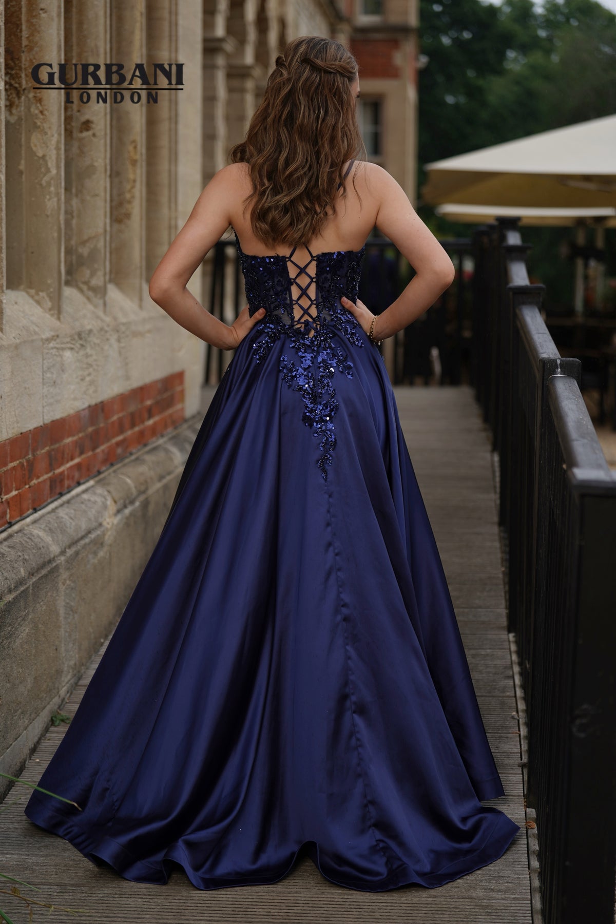 Navy | Detail