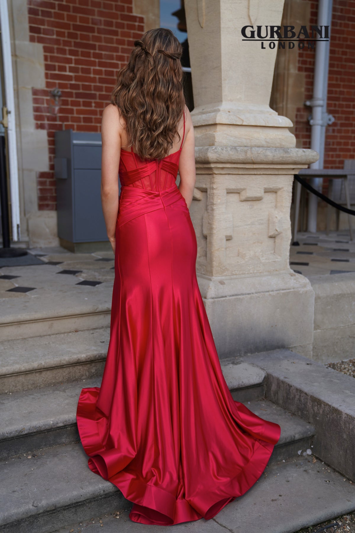 Red | Side