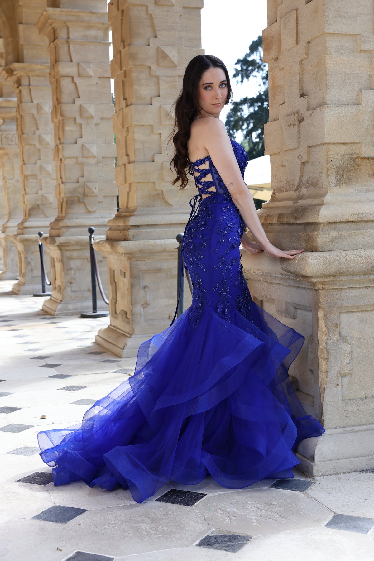 Royal | Back