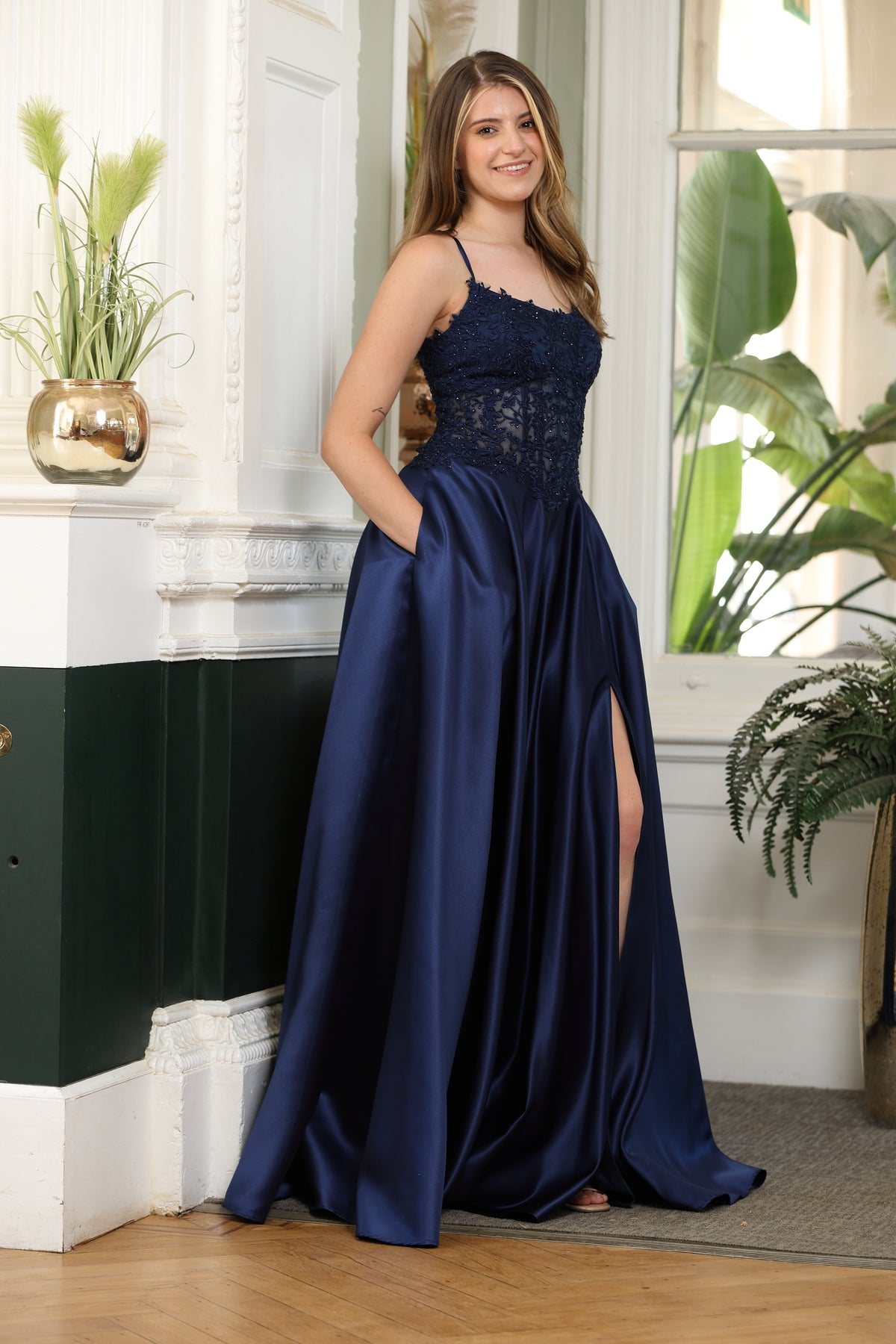 Navy | Back