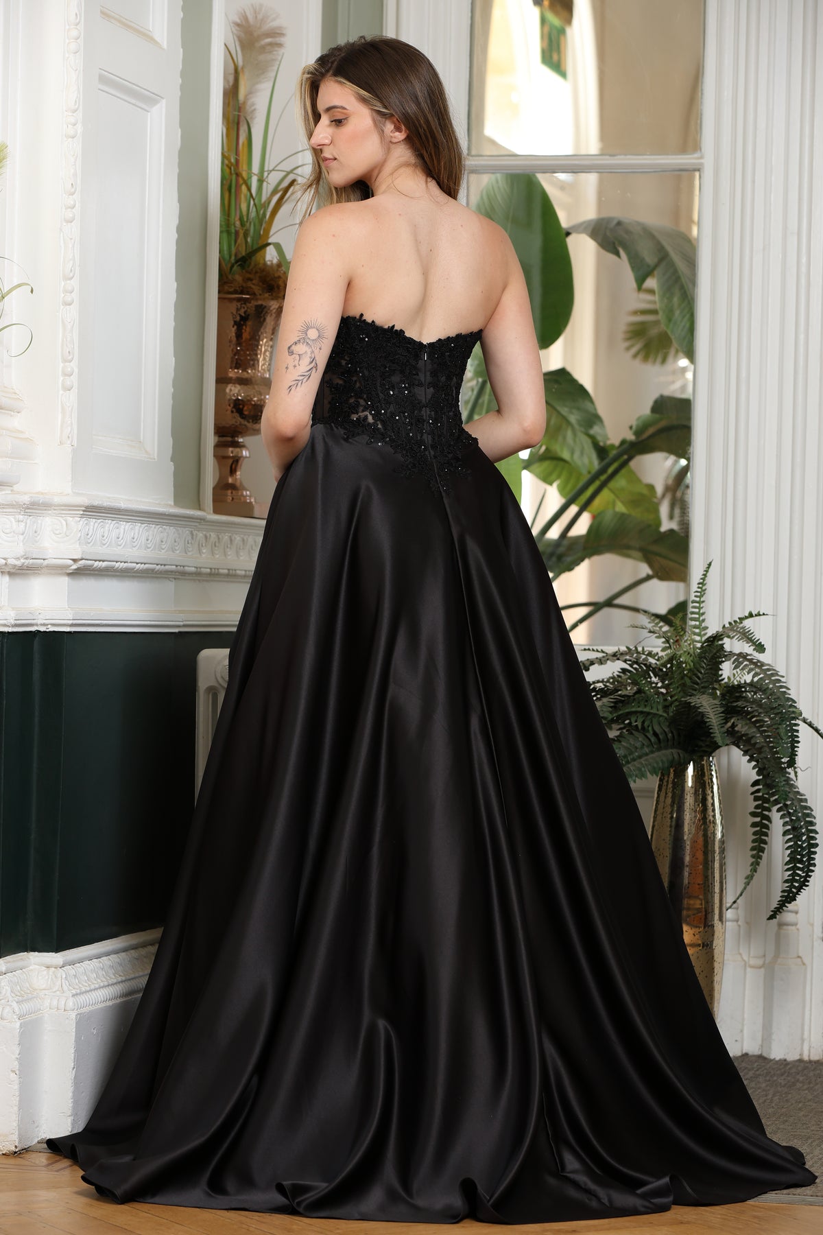 Black | Front