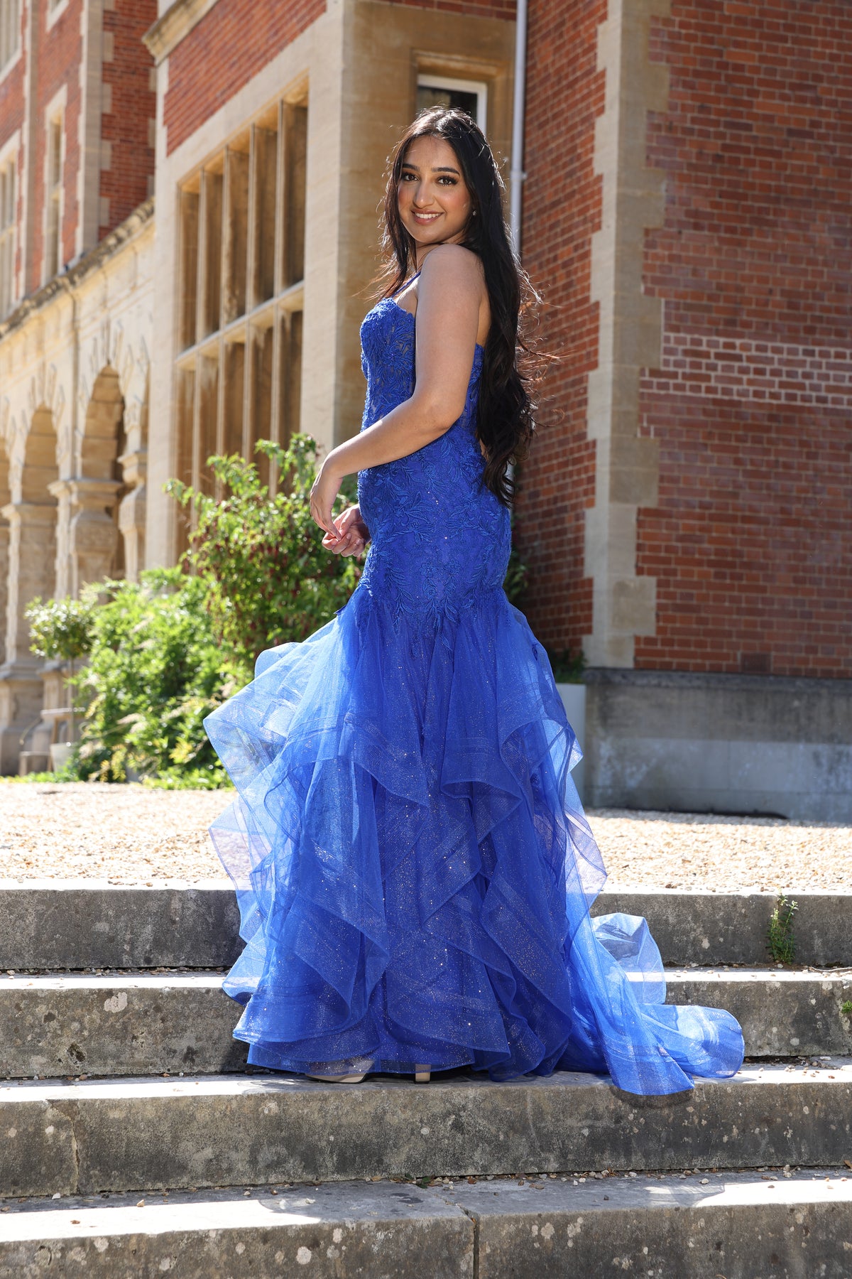 Royal | Front